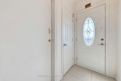 46 Wortham Dr, Toronto - Woburn image-0-3