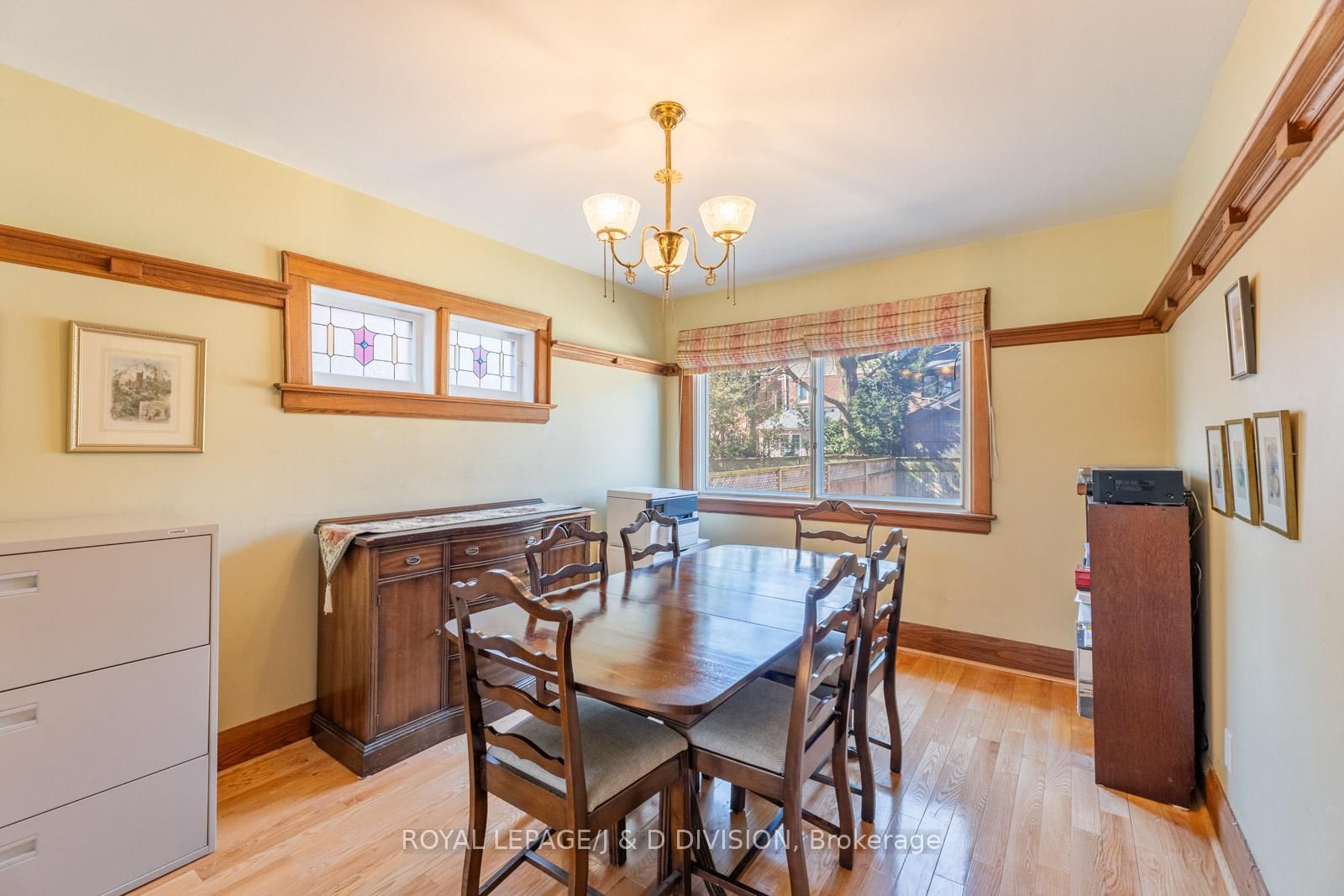 Listing Image 11