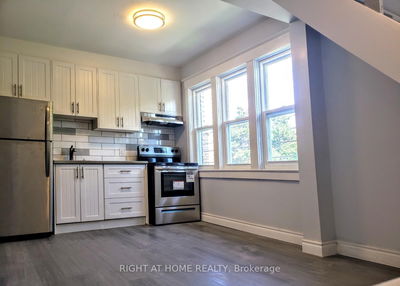 Unit Upper — 94 Barrington Ave, Toronto - Crescent Town image-0-2