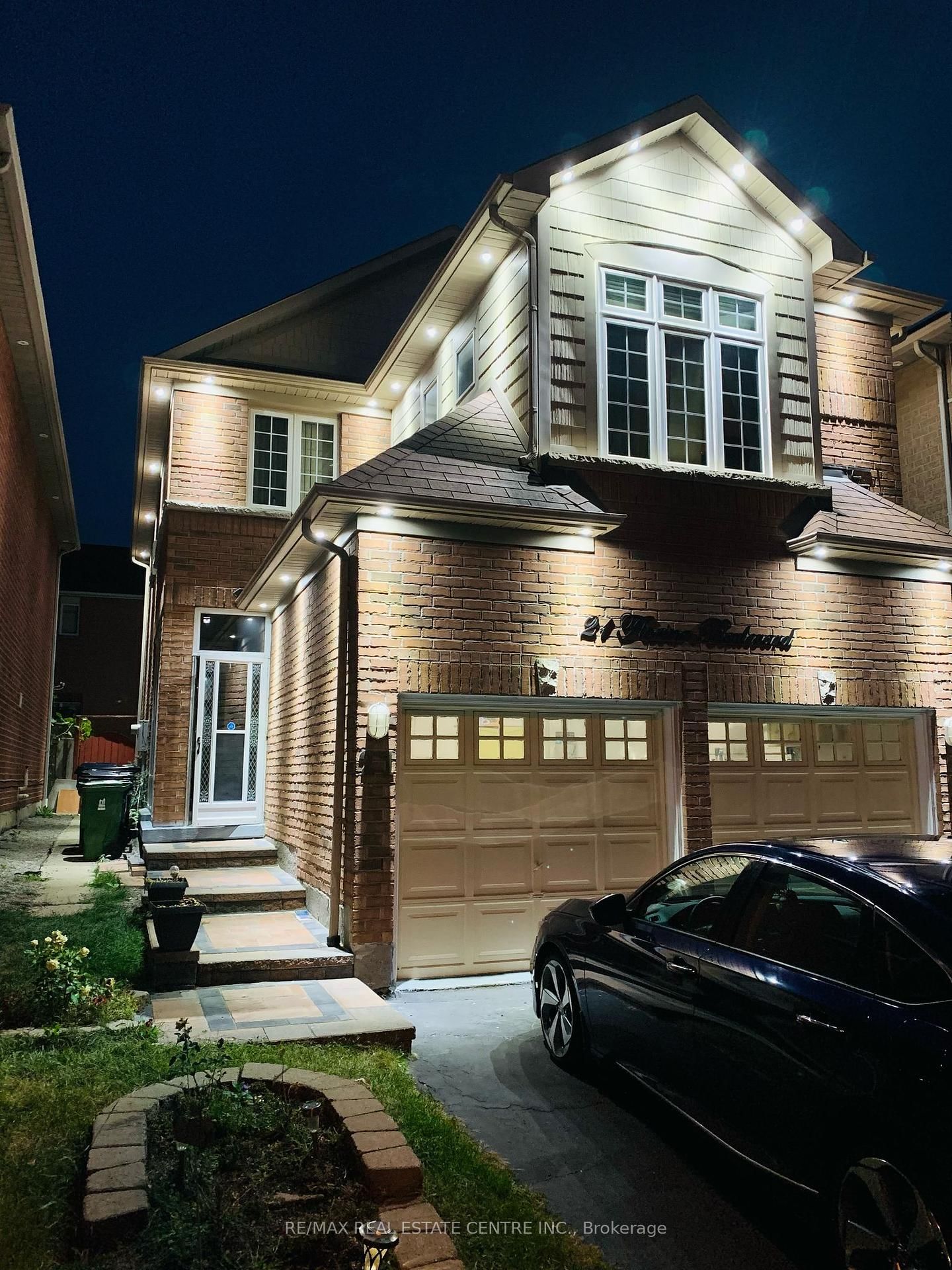 Detached House for lease at BSMT-21 Florina Boulevard, Toronto, Dorset Park, M1P 5C2 - MLS: E12072034