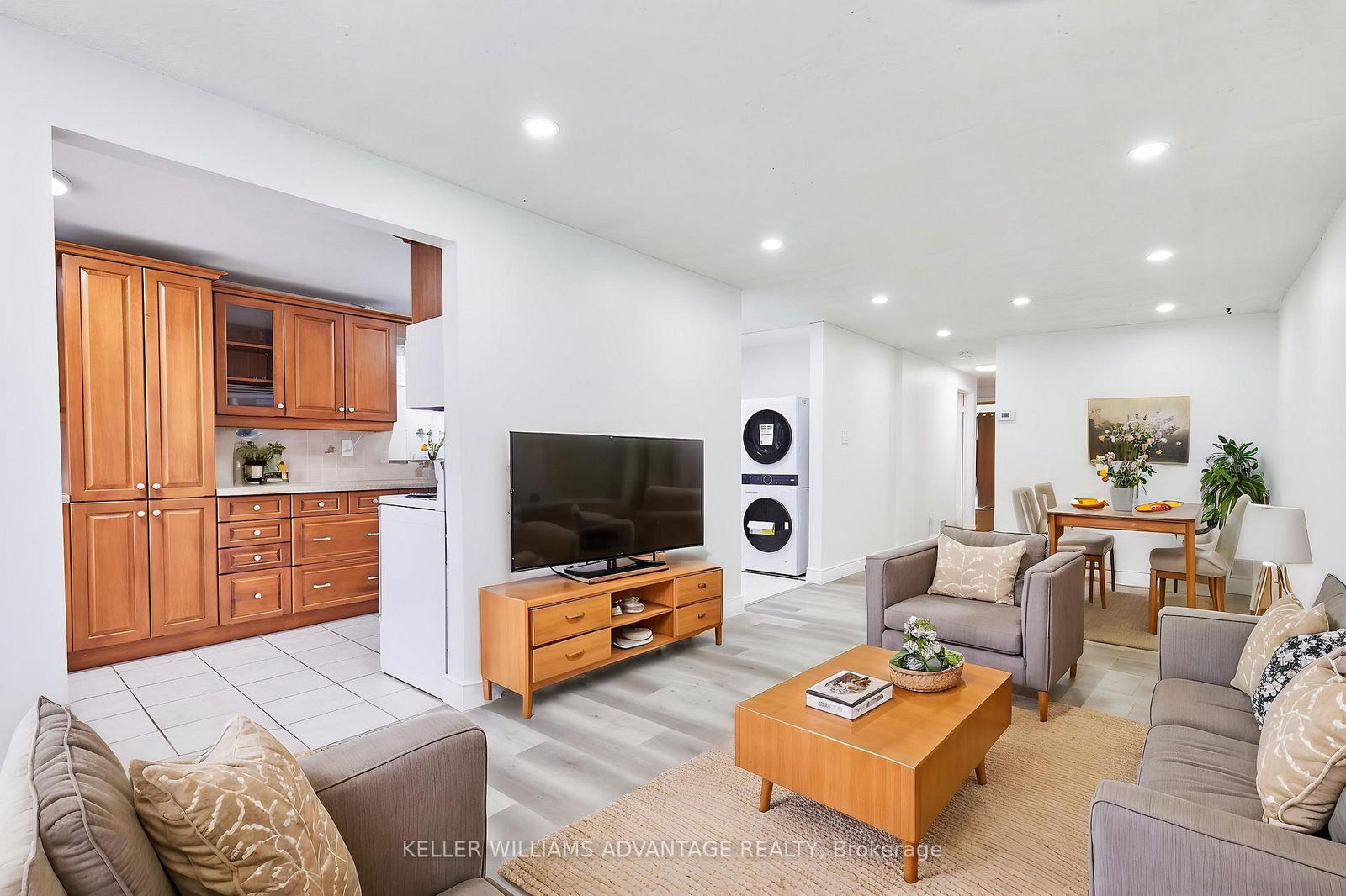 Semi-Detached House for lease at Unit A-23 Parsell Square, Toronto, Malvern, M1B 2A5 - MLS: E12072365