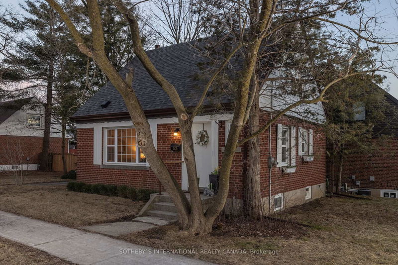 home for sale on 33 Southmead Road