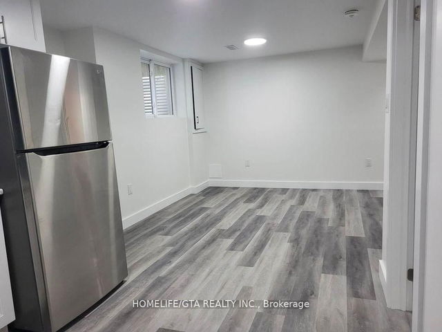 Basement - 39 Millington Crescent