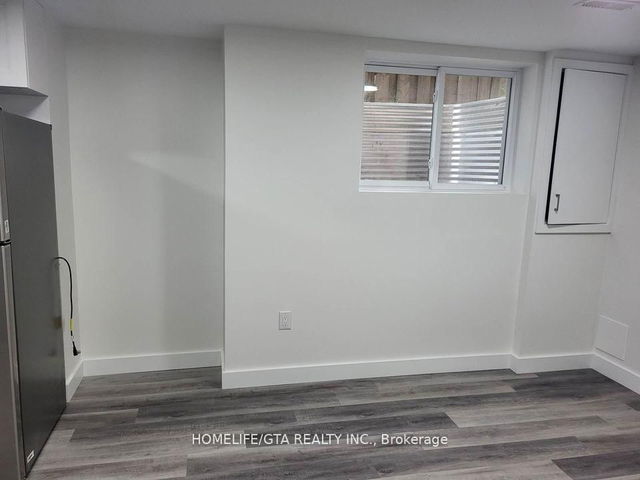 Basement - 39 Millington Crescent
