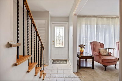102 Rainier Sq, Toronto - L'Amoreaux image-0-2