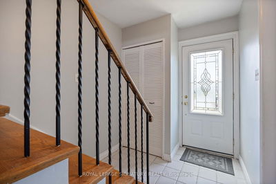 102 Rainier Sq, Toronto - L'Amoreaux image-0-3
