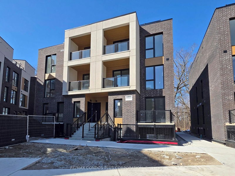 home for lease on 5-170 Clonmore Avenue
