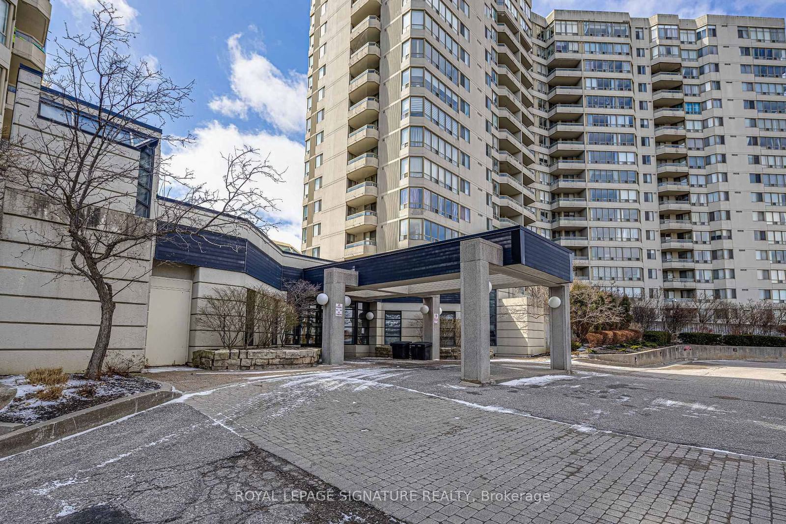 Condo for sale at 405-150 Alton Towers Circle, Toronto, Milliken, M1V 4X7 - MLS: E12073859