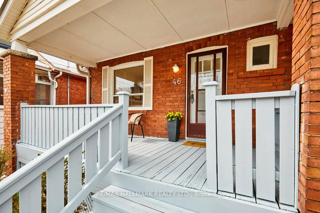 Detached House sold at 46 Epsom Avenue, Toronto, Woodbine-Lumsden, M4C 2A7 - MLS: E12074002