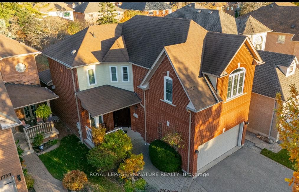 Detached House sold at 1757 Autumn Crescent, Pickering, Amberlea, L1V 6X2 - MLS: E12074020