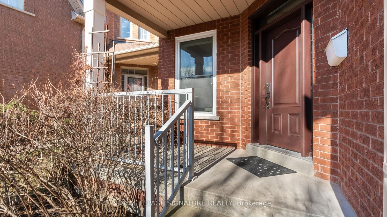 Detached House sold at 1757 Autumn Crescent, Pickering, Amberlea, L1V 6X2 - MLS: E12074020