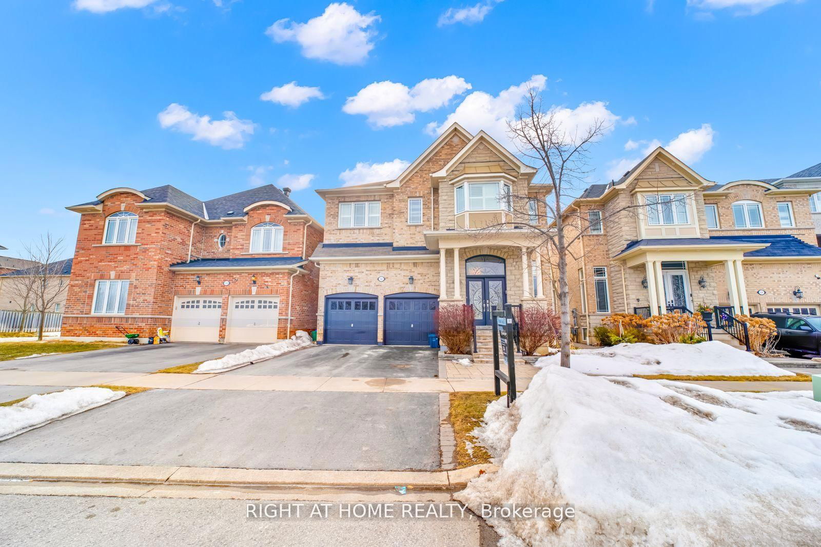 Detached House sold at 36 Snowling Drive, Ajax, Northeast Ajax, L1Z 0M4 - MLS: E12074553