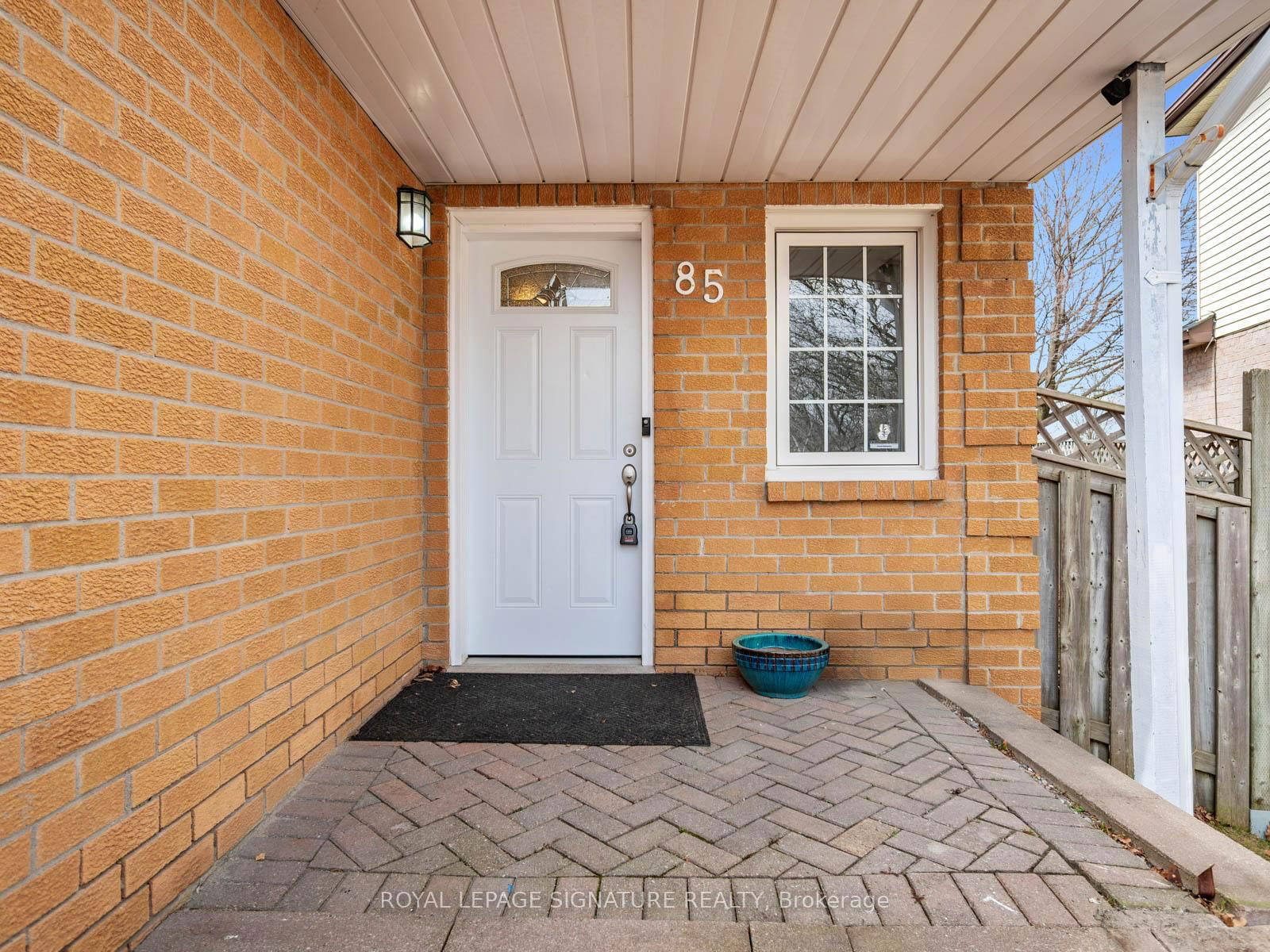 Detached House sold at 85 Turnberry Crescent, Clarington, Courtice, L1E 1A9 - MLS: E12074894