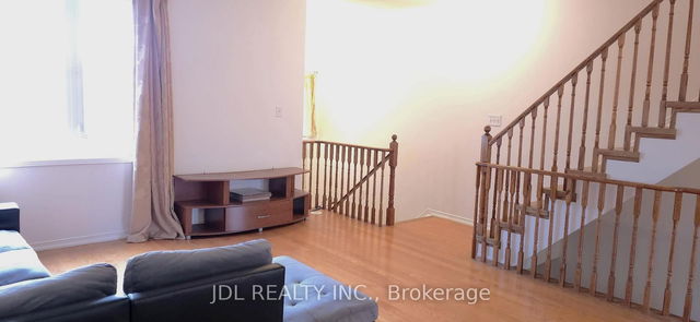 103 John Bell Crescent