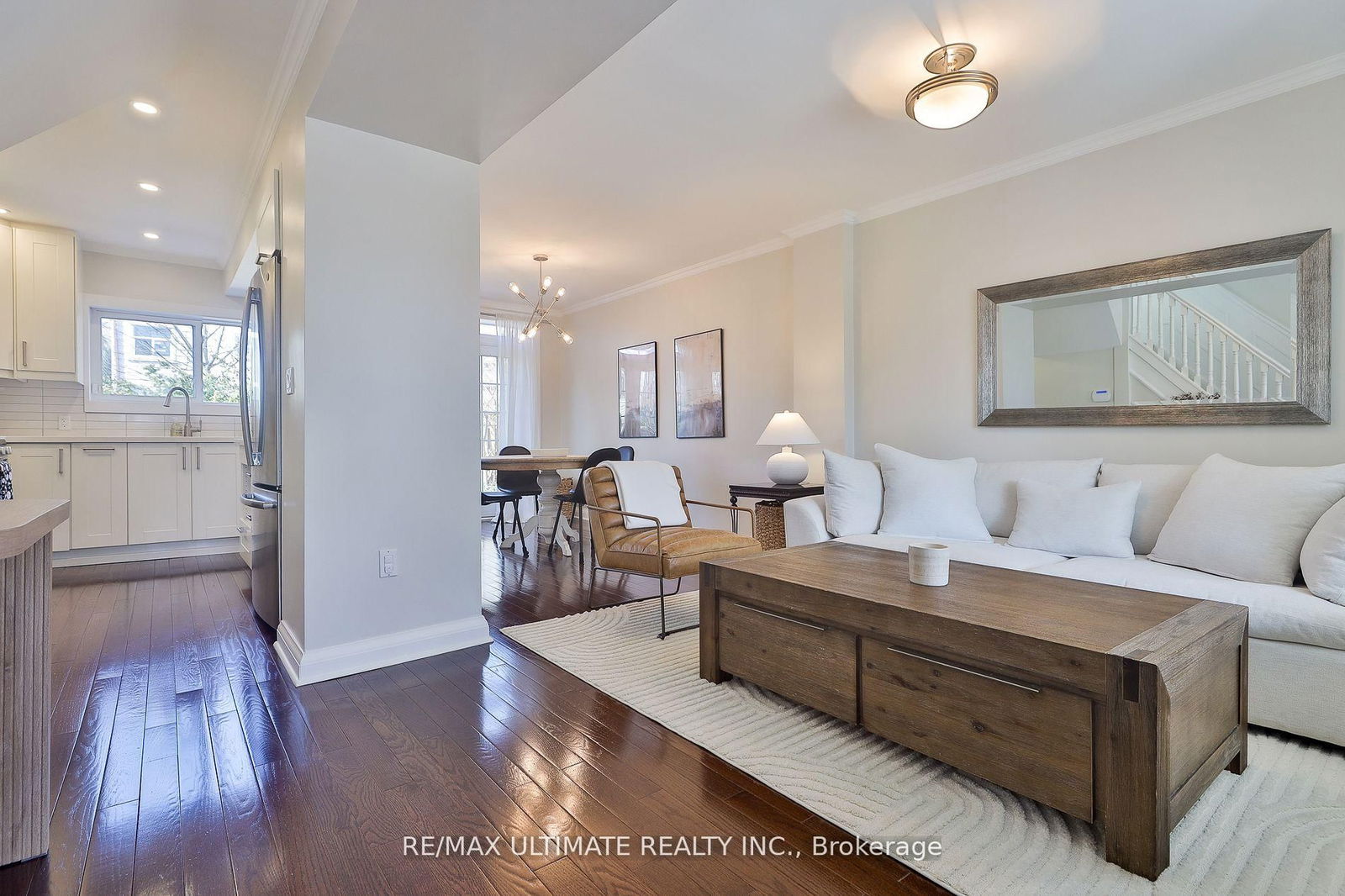 Detached House sold at 14 Glenmore Road, Toronto, Woodbine Corridor, M4L 3L9 - MLS: E12078042