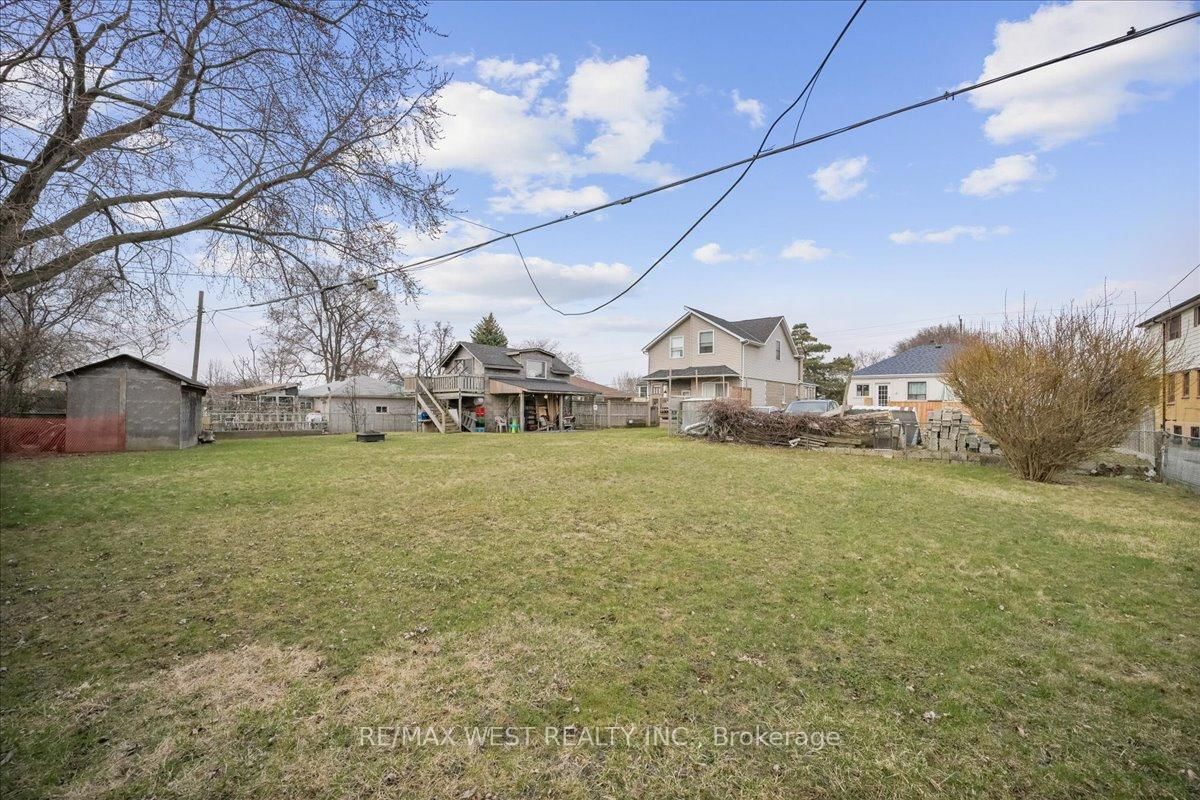 Listing Image 13