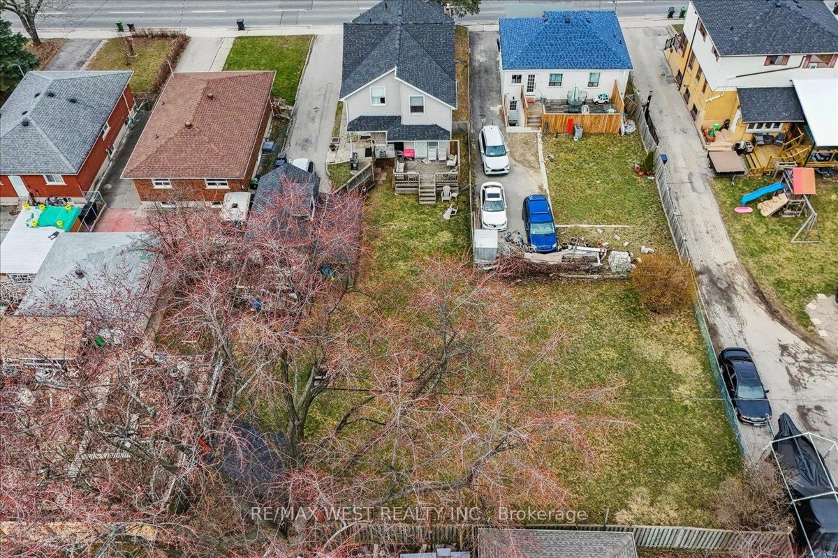 Listing Image 14