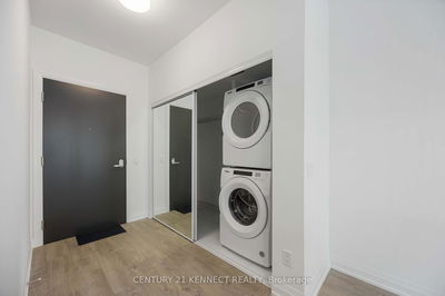 Unit 1108 — 286 Main St, Toronto - East End-Danforth image-0-1