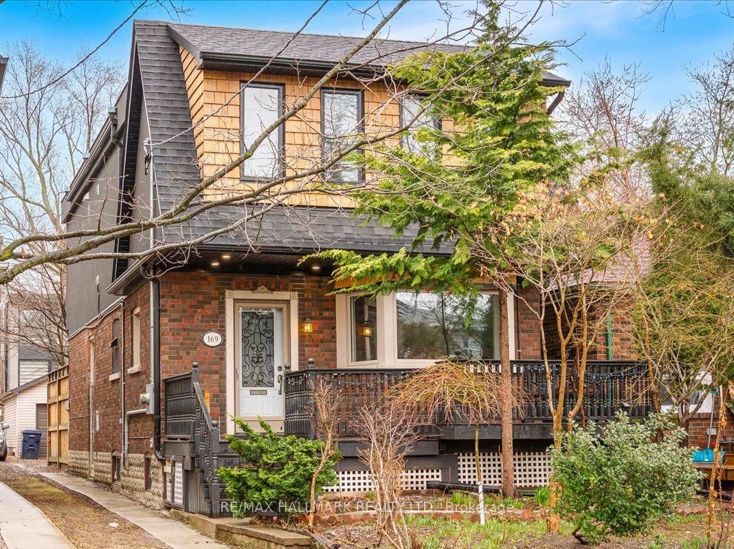 Detached House sold at 169 Ashdale Avenue, Toronto, Greenwood-Coxwell, M4L 2Y8 - MLS: E12080348