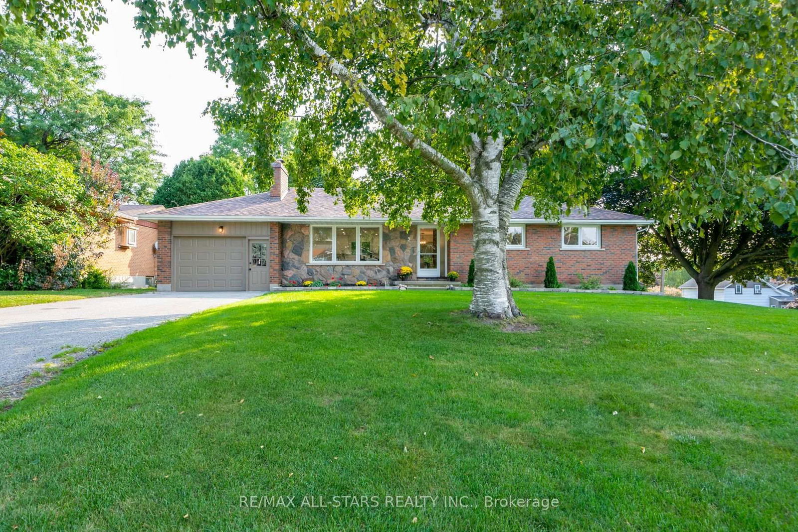 Detached House for sale at 5 Ottawa Street, Scugog, Port Perry, L9L 1K3 - MLS: E12081171