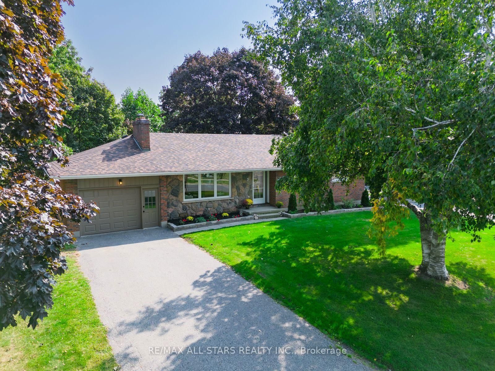 Detached House for sale at 5 Ottawa Street, Scugog, Port Perry, L9L 1K3 - MLS: E12081171