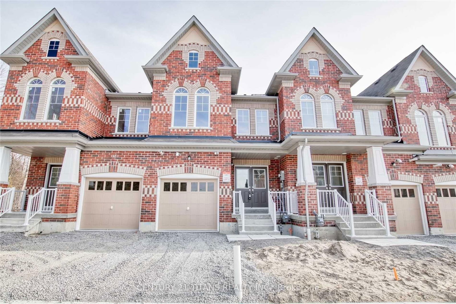 Townhouse for lease at E #2-672 Krawchuk Crescent, Oshawa, Eastdale, L1K 1A7 - MLS: E12081768