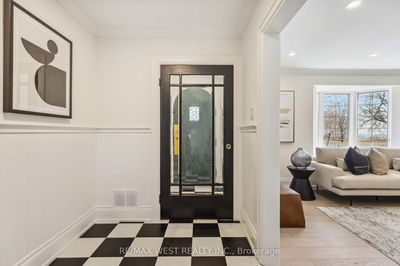 4 Harding Blvd, Toronto - Birchcliffe-Cliffside image-0-3