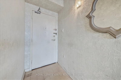 Unit 1509 — 121 Ling Road — photo 6