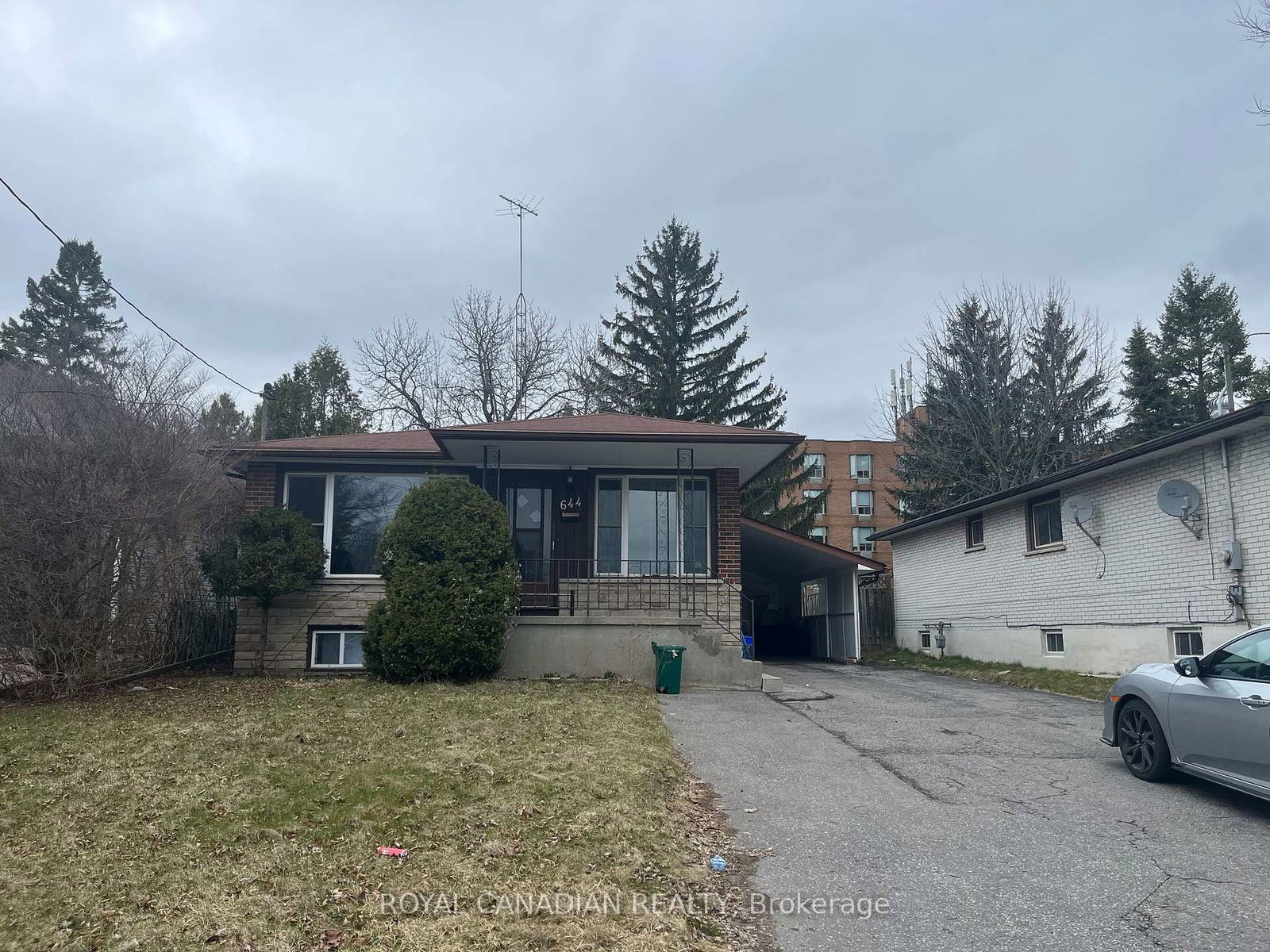 Detached House for lease at Main-644 Athol Street, Oshawa, Donevan, L1H 1M3 - MLS: E12082421