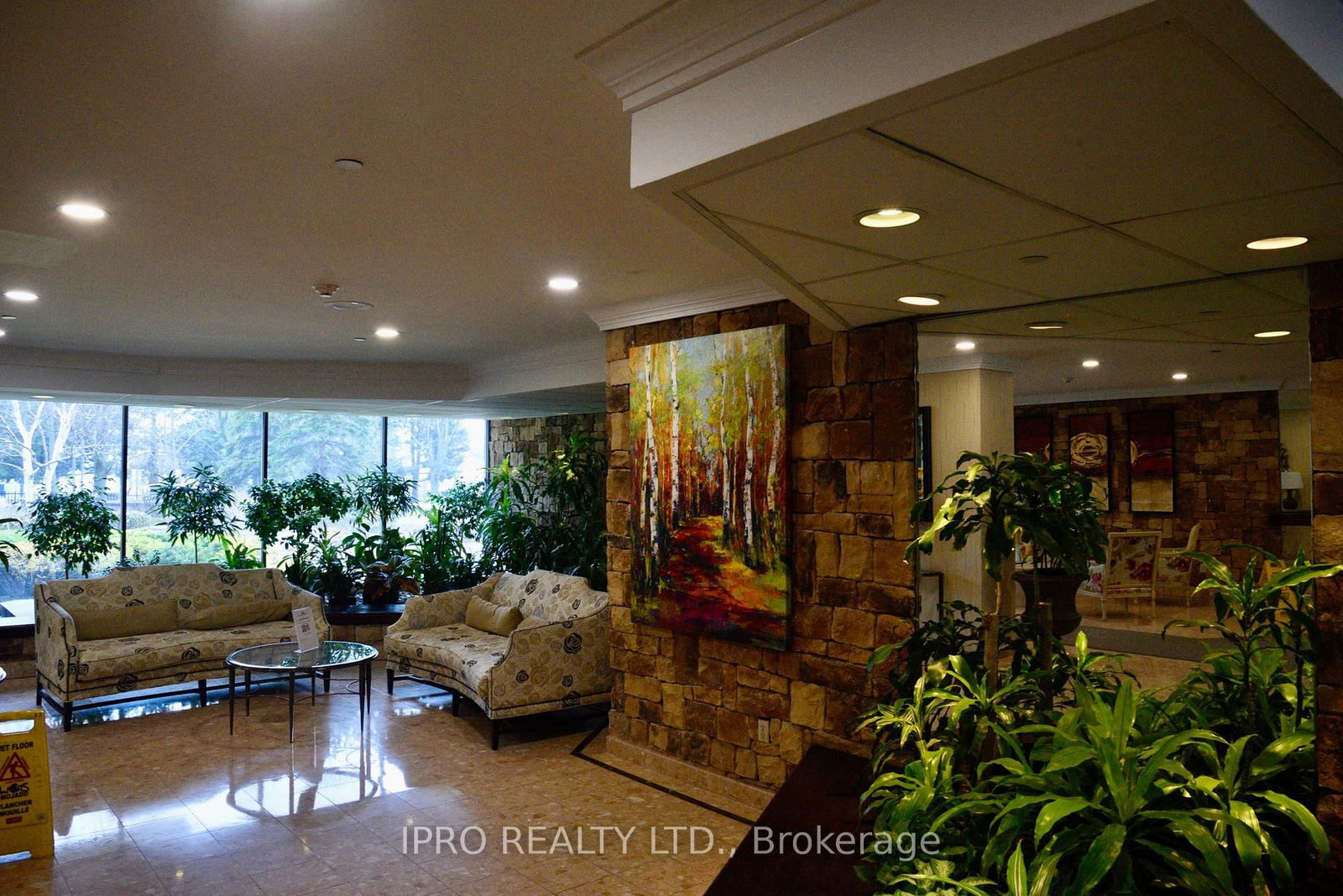 Condo sold at 1203-2350 Bridletowne Circle, Toronto, L'Amoreaux, M1W 3E6 - MLS: E12082472