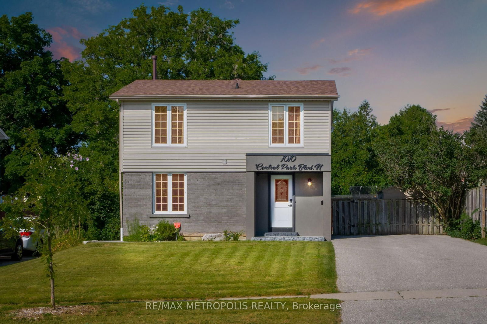 Detached House for sale at 1010 Central Park Boulevard, Oshawa, Centennial, L1G 7A6 - MLS: E12083792