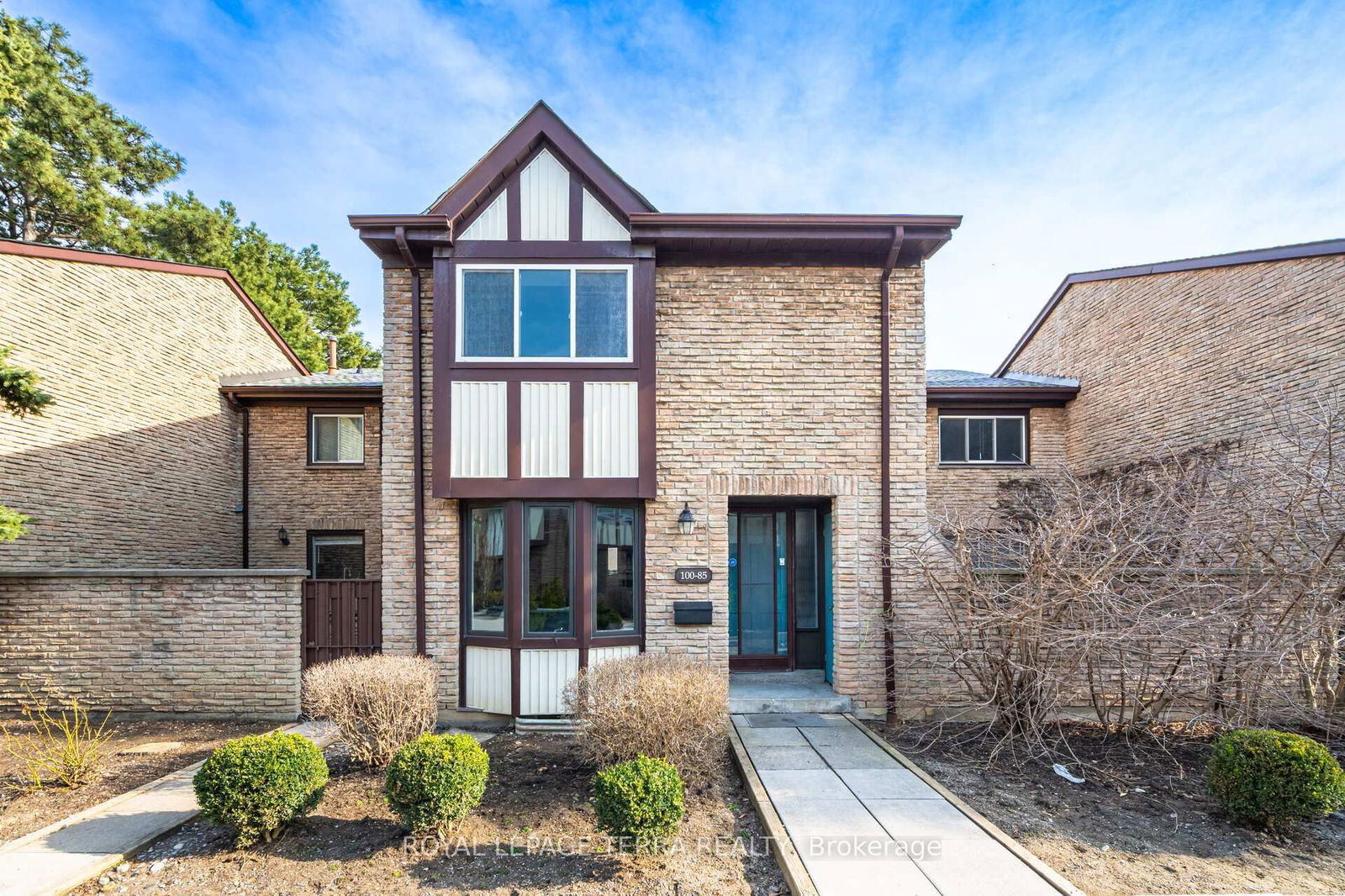 Townhouse sold at 85-100 Burrows Hall Boulevard, Toronto, Malvern, M1B 1M7 - MLS: E12084073