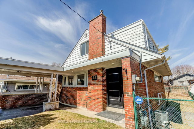38 Deerfield Road