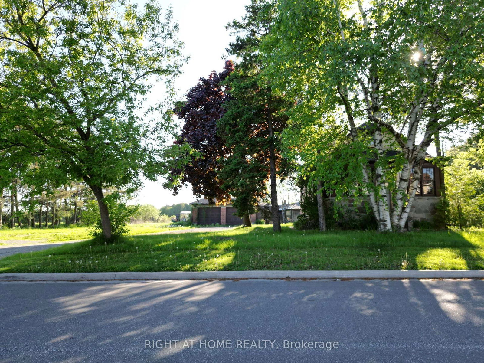 Detached House for sale at 1300 Northbrook Street, Oshawa, Centennial, L1G 7N6 - MLS: E12085266