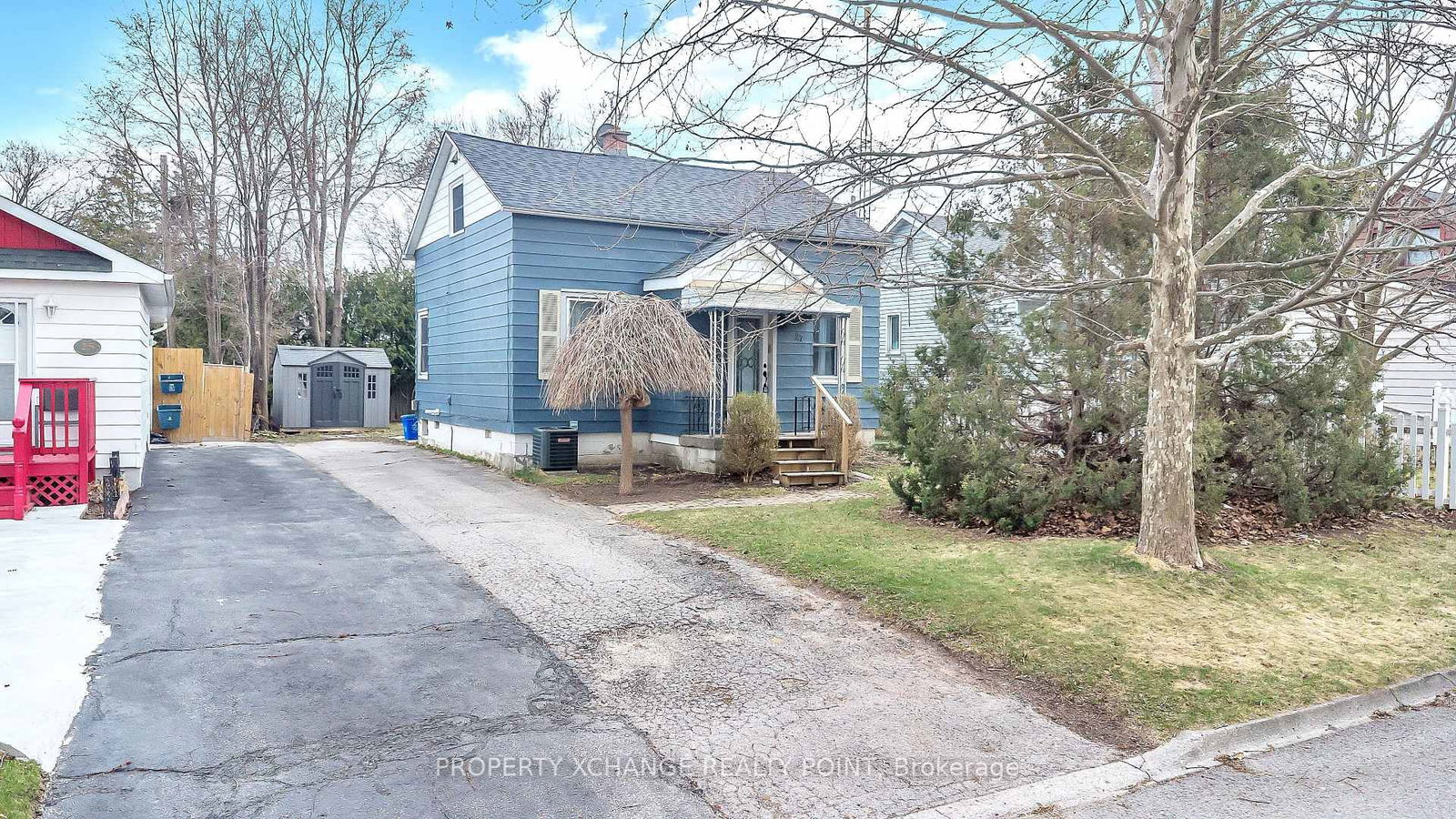 Detached House for sale at 27 Beech Street, Ajax, Central, L1S 1W2 - MLS: E12085321