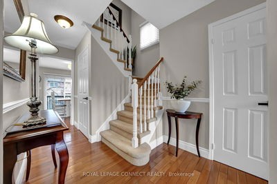 21 Barnard Crt, Ajax - South East image-0-3