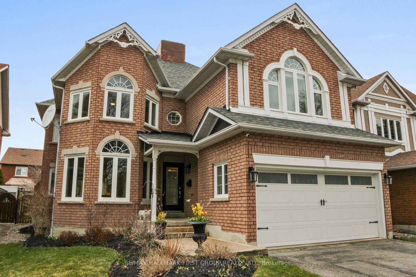 Detached House sold at 65 Mortimer Crescent, Ajax, Central West, L1T 3Y2 - MLS: E12085931