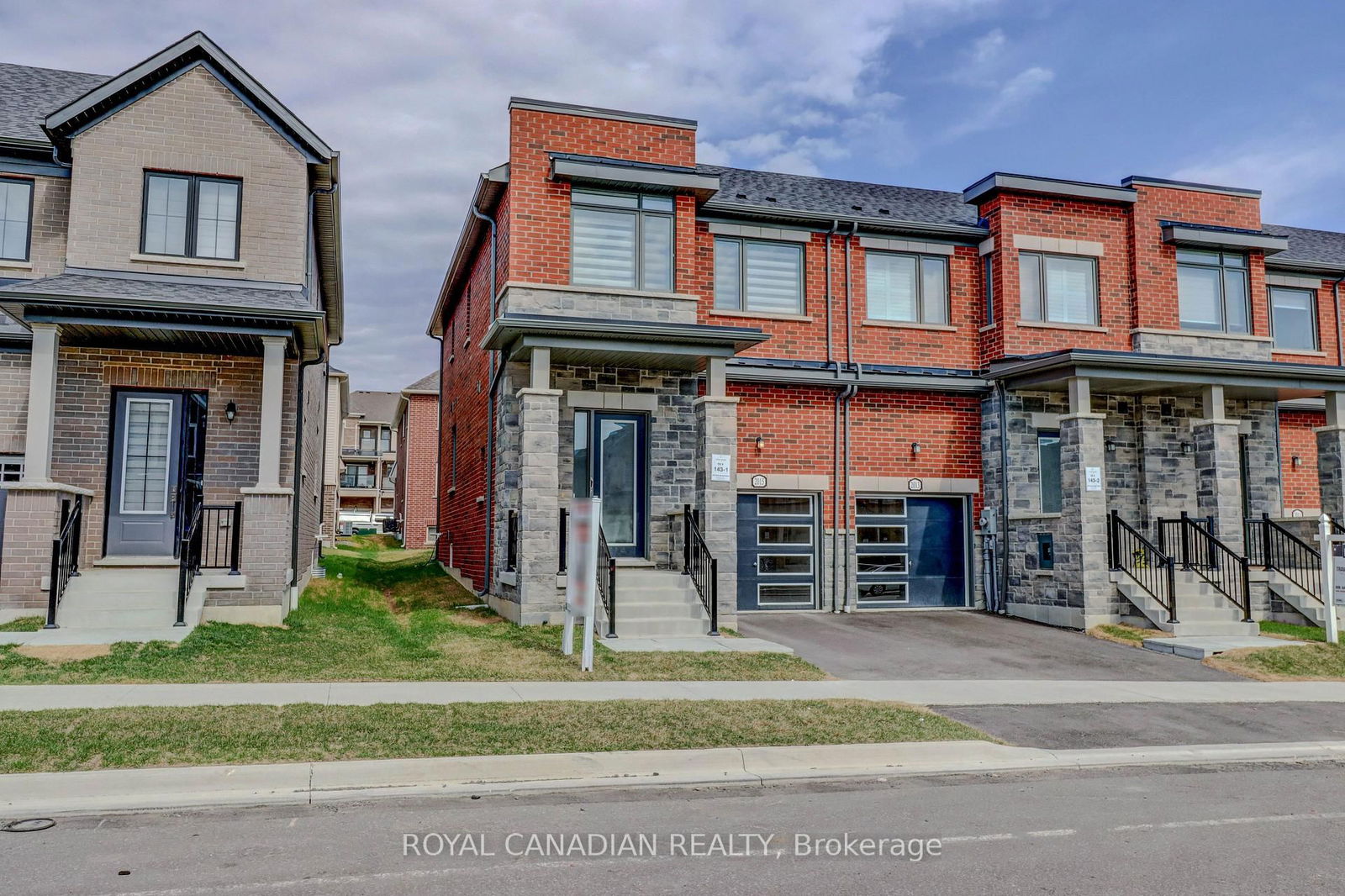 Townhouse leased at 2015 Verne Bowen Street, Oshawa, Kedron, L1L 0S1 - MLS: E12086327