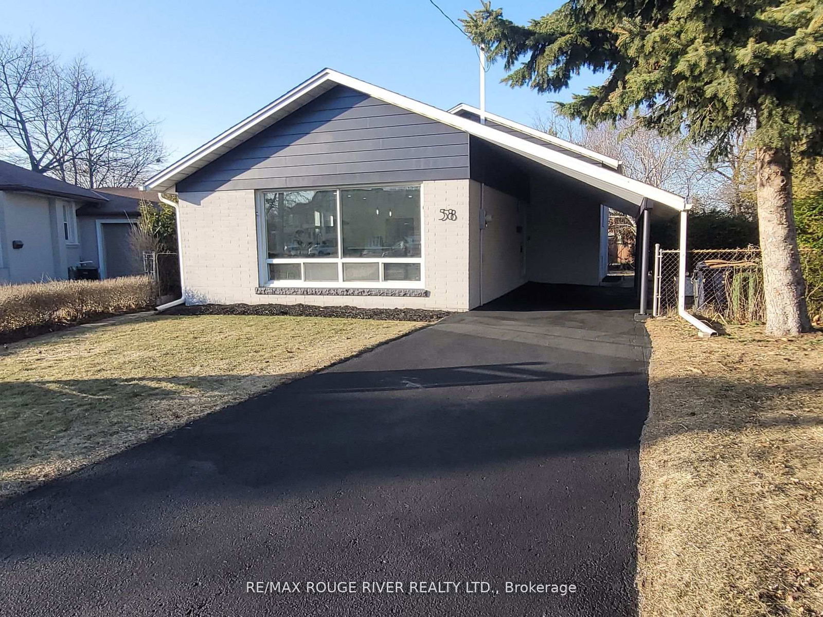 Detached House sold at 58 Flintridge Road, Toronto, Dorset Park, M1P 1C3 - MLS: E12086528