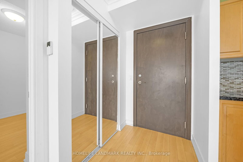 2719 - 238 Bonis Ave, Toronto, M1T 3W7 | Image 3