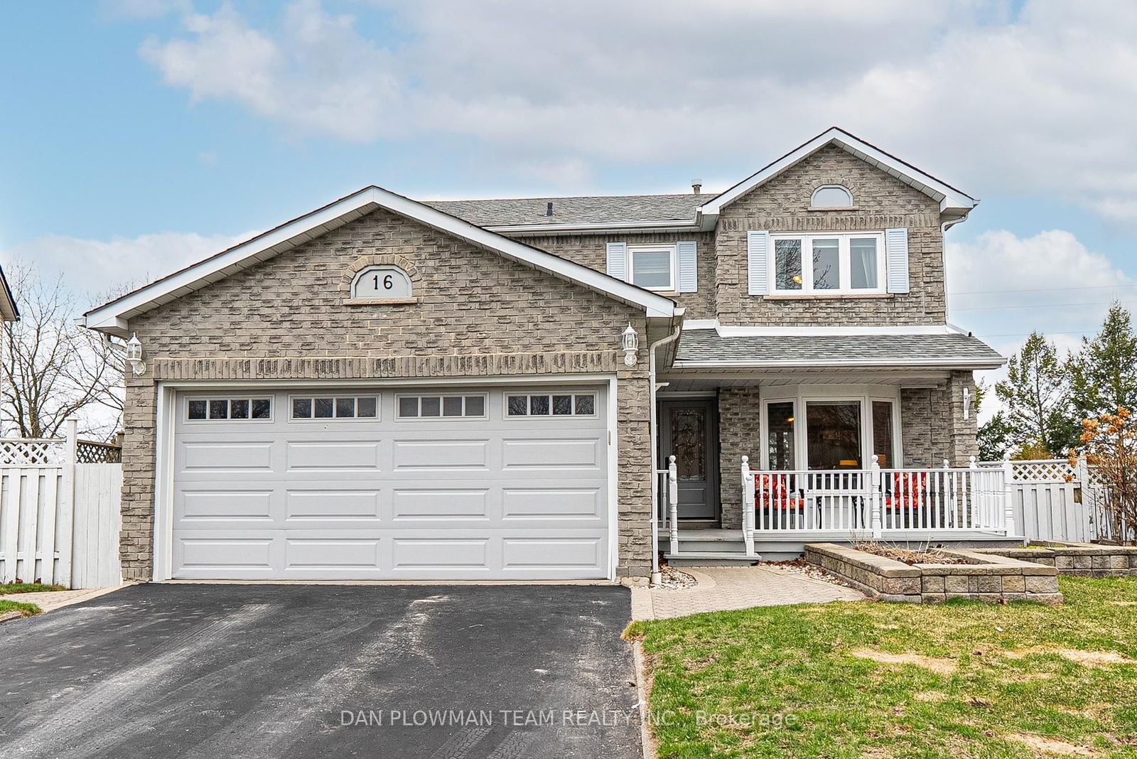 Detached House sold at 16 Greenview Court, Whitby, Blue Grass Meadows, L1N 8J1 - MLS: E12087630