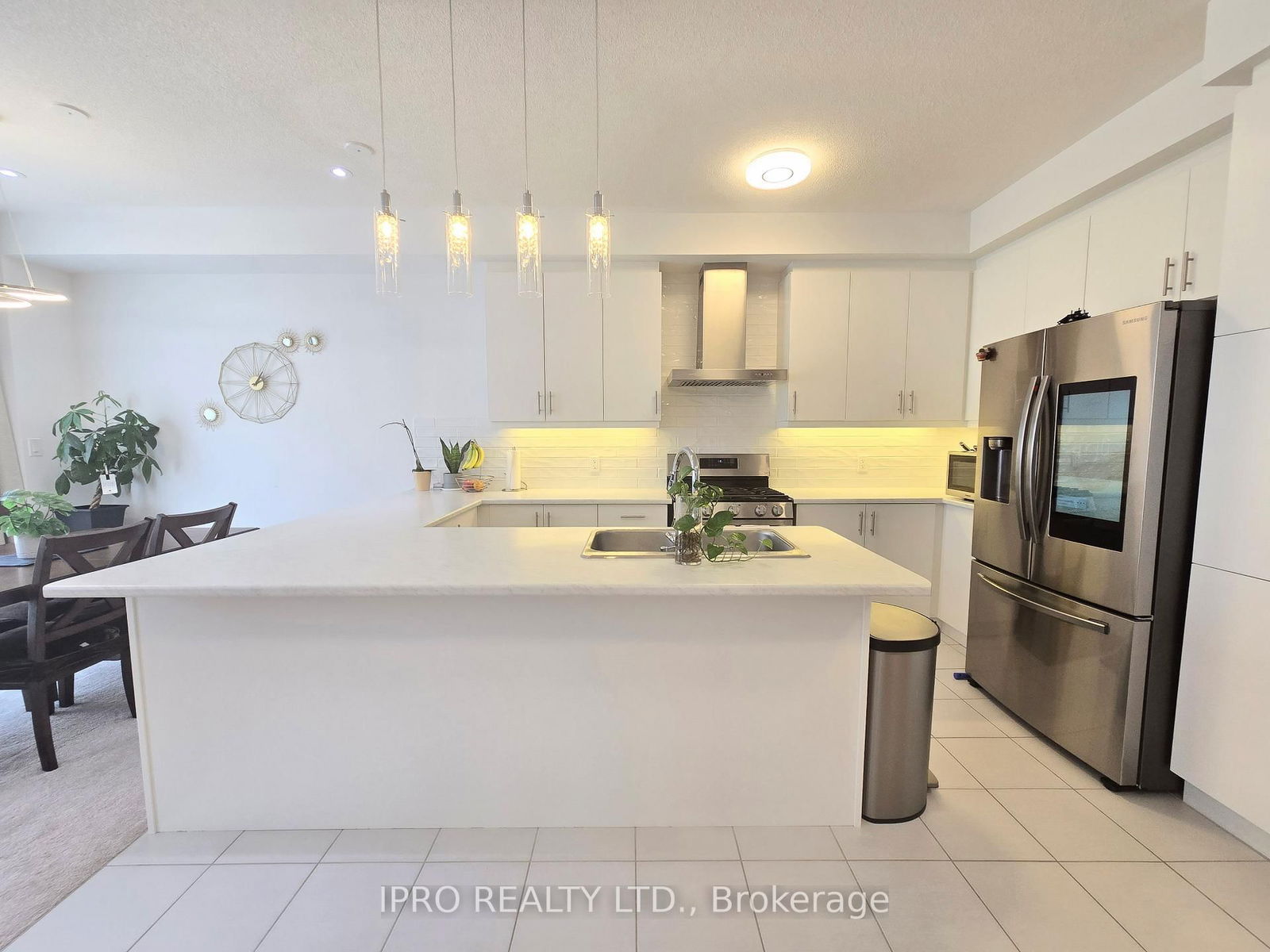 Townhouse for lease at 1986 Lowry Drive, Oshawa, Kedron, L1L 0S3 - MLS: E12088220