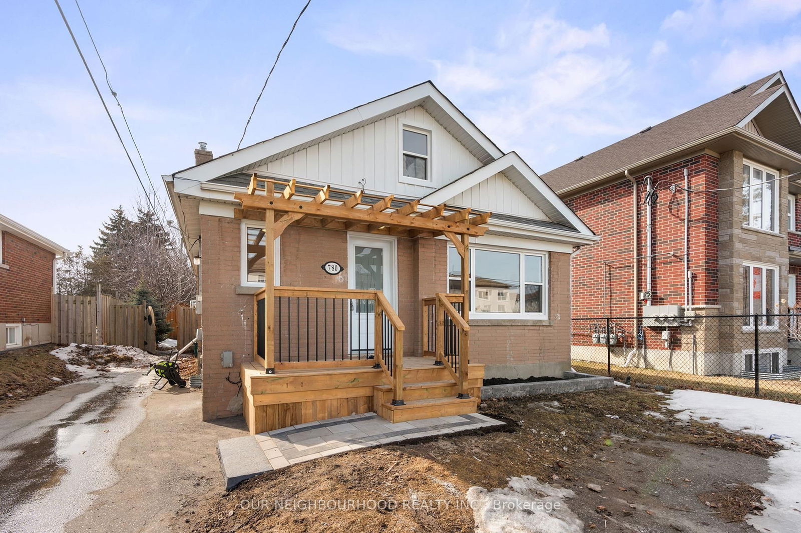 Detached House for sale at 780 Oxford Street, Oshawa, Lakeview, L1J 3W1 - MLS: E12088854