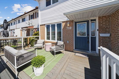 710A Krosno Blvd, Pickering - Bay Ridges image-0-1