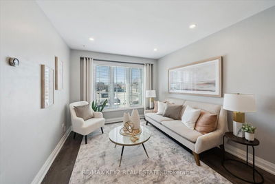 710A Krosno Blvd, Pickering - Bay Ridges image-0-3
