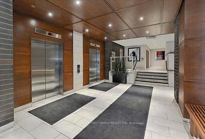Condo for lease at 806-44 Bond Street, Oshawa, O'Neill, L1G 6R2 - MLS: E12089628
