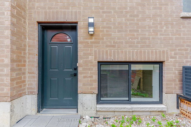 Lower - 146 Pitt Avenue