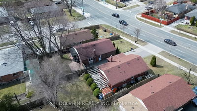 1441 Danforth Rd, Toronto - Bendale image-0-2