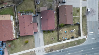 1441 Danforth Rd, Toronto - Bendale image-0-3