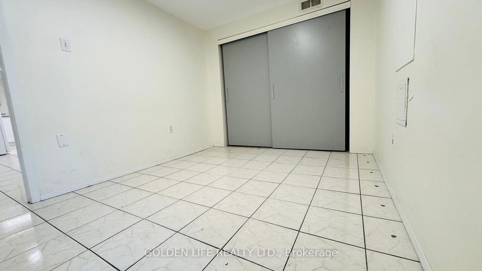 Semi-Detached House leased at Lower-786 Pape Avenue, Toronto, Playter Estates-Danforth, M4K 3S7 - MLS: E12091460